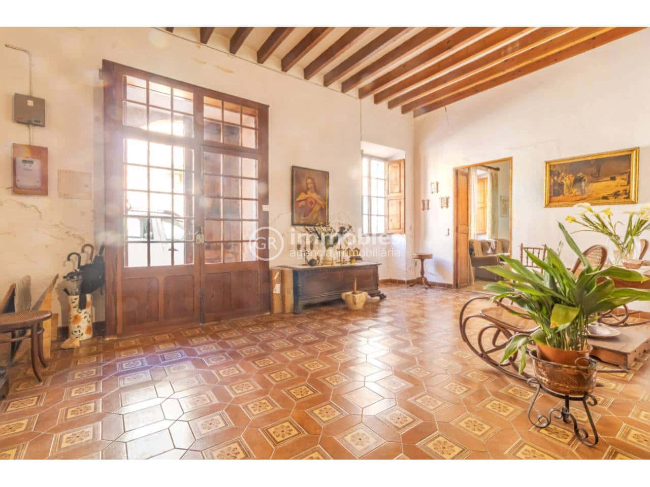 6 quarto Casa em Banda para venda em Alaro com garagem - 1 980 000 € (Ref: 9437982)