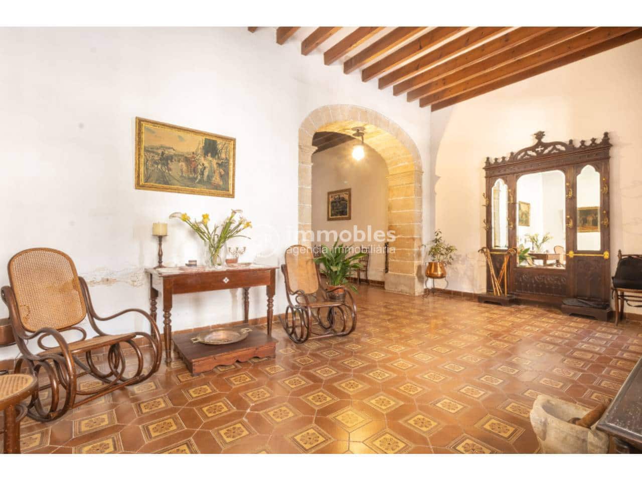 6 quarto Casa em Banda para venda em Alaro com garagem - 1 980 000 € (Ref: 9437982)