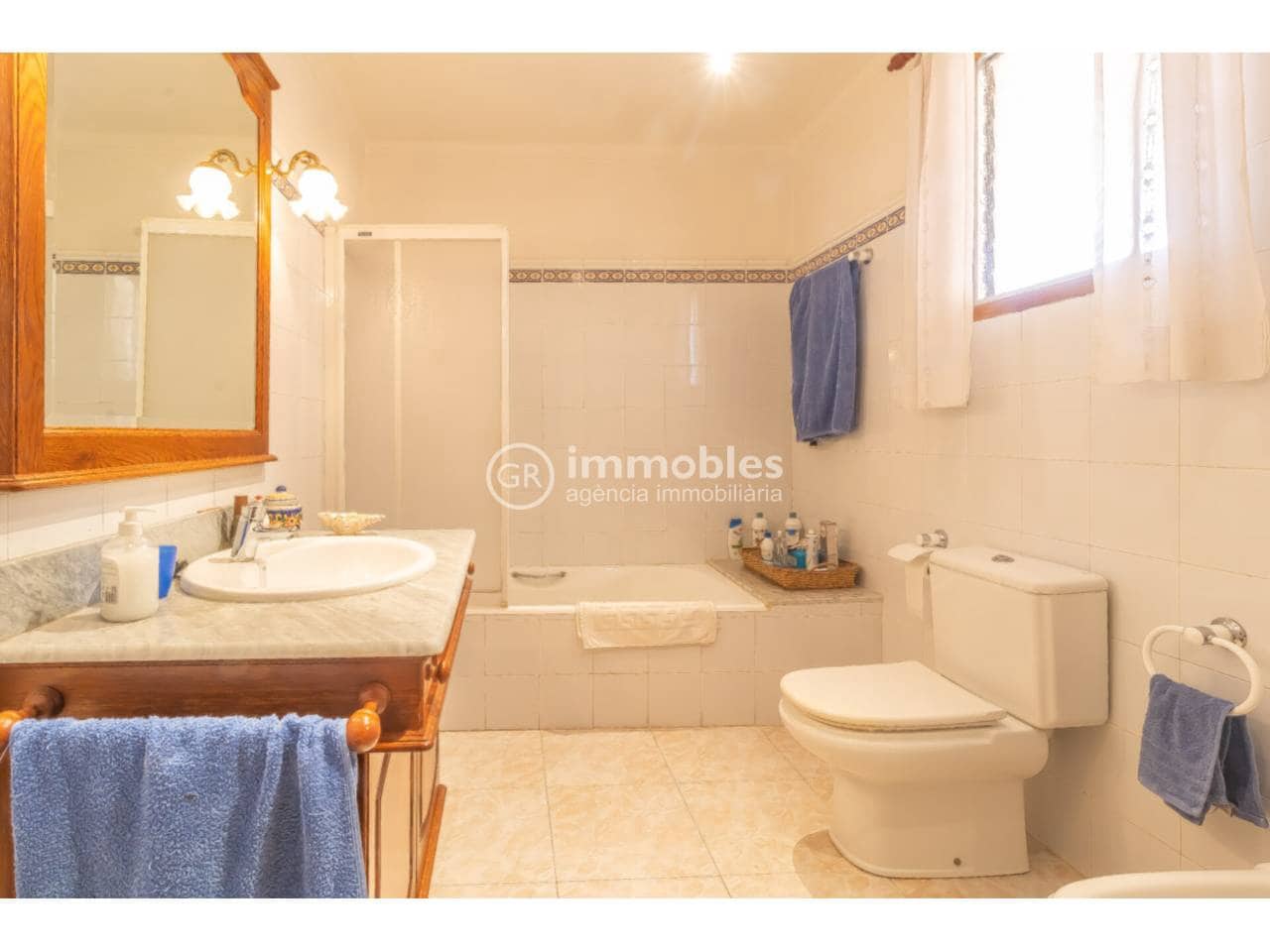 6 quarto Casa em Banda para venda em Alaro com garagem - 1 980 000 € (Ref: 9437982)