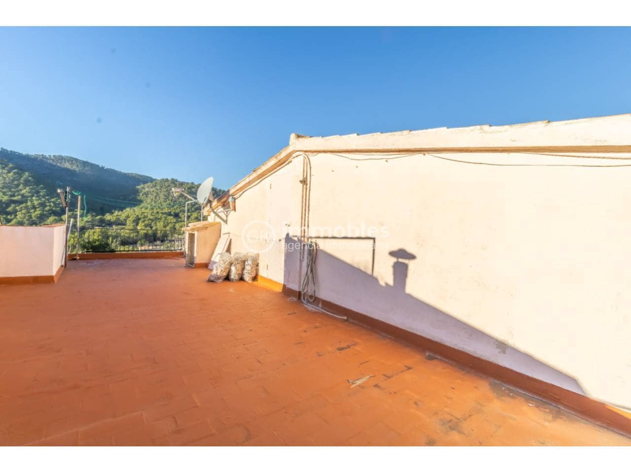 3 bedroom Finca/Country House for sale in Alaro with garage - € 716,000 (Ref: 9437986)