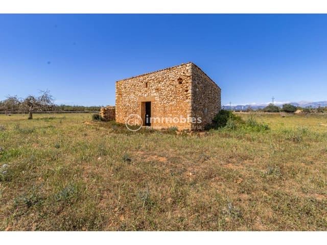 Grunde uden byggetilladelser til salg i Sineu - € 213.000 (Ref: 9437991)