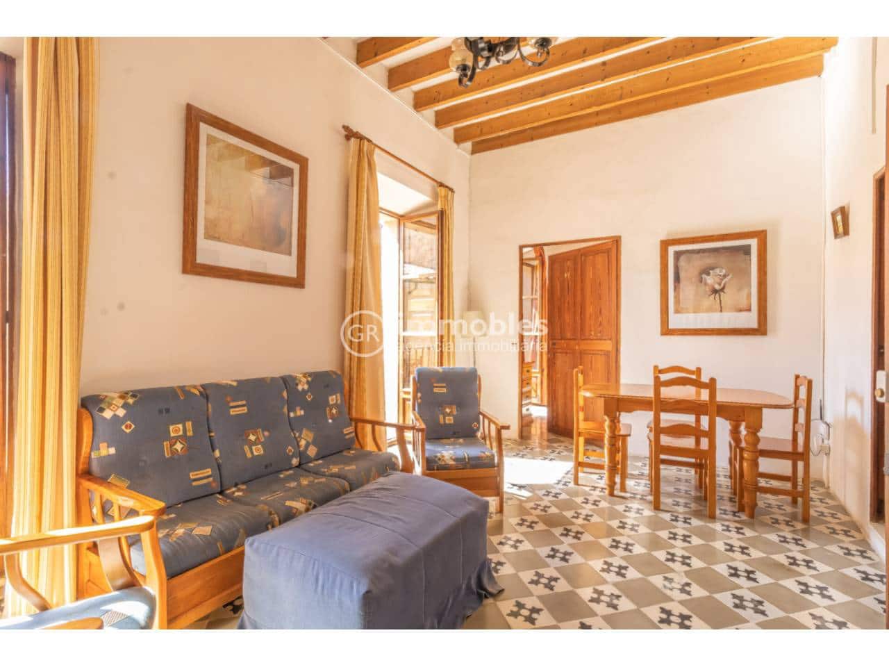 4 bedroom Villa for sale in Lloseta with pool garage - € 540,000 (Ref: 9437992)