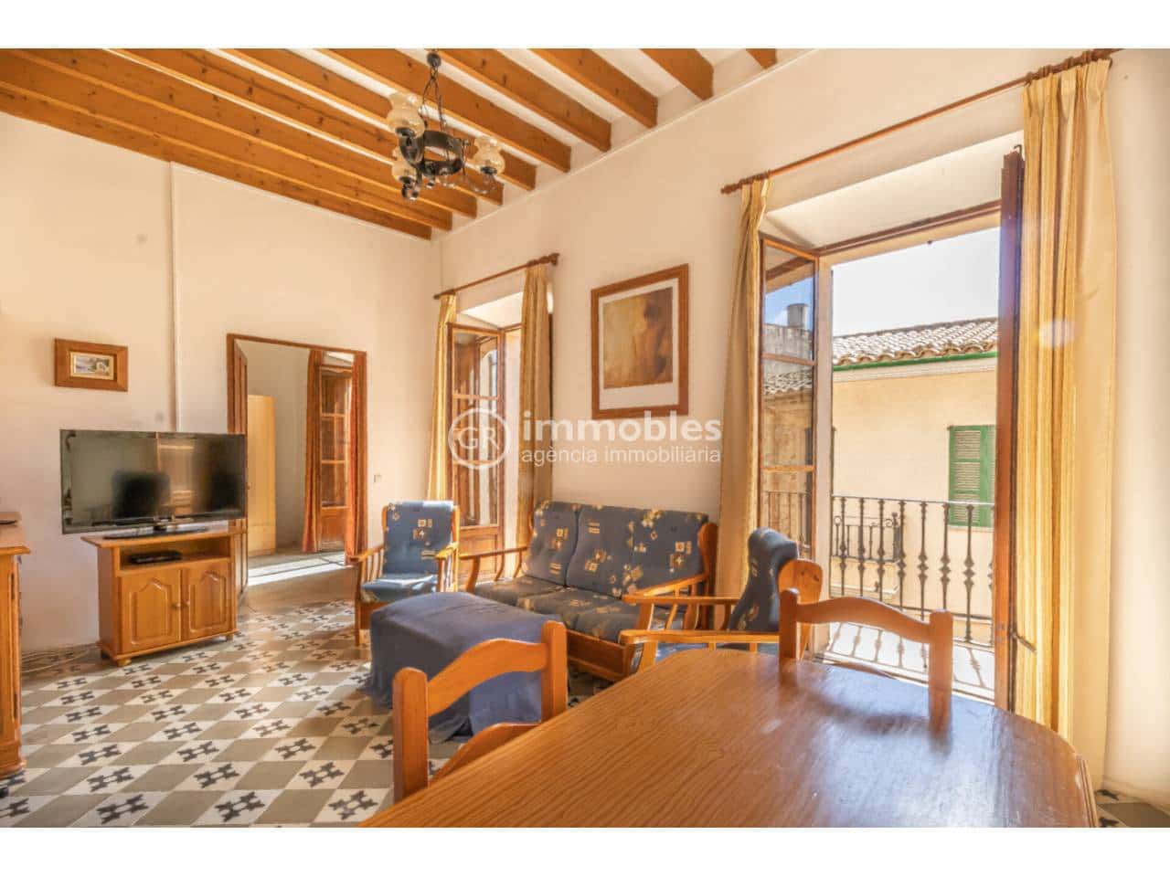 4 bedroom Villa for sale in Lloseta with pool garage - € 540,000 (Ref: 9437992)