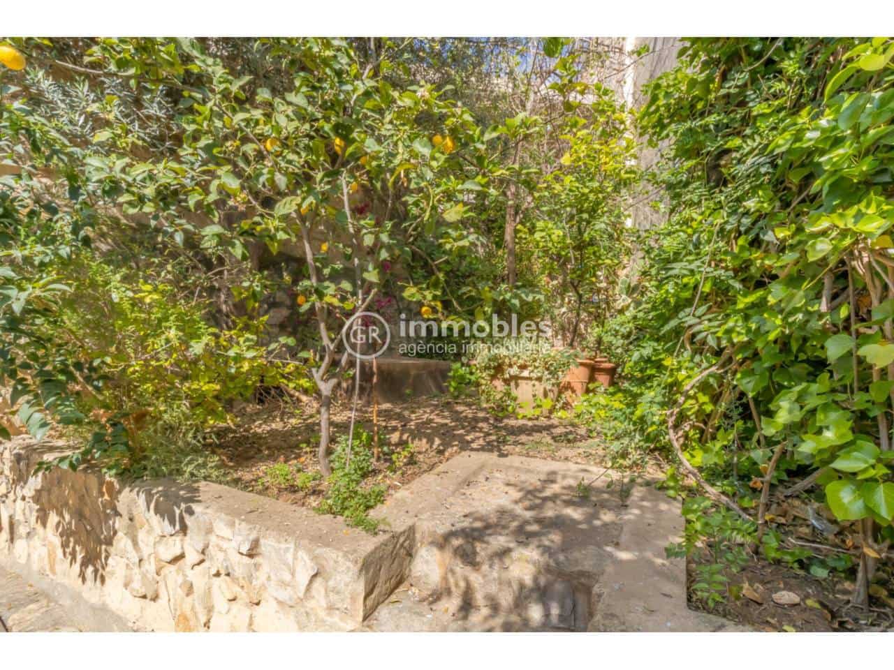 4 bedroom Villa for sale in Lloseta with pool garage - € 540,000 (Ref: 9437992)