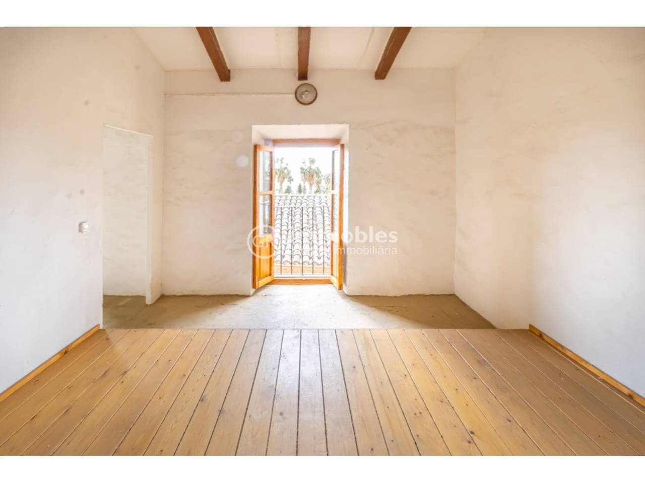 4 bedroom Villa for sale in Lloseta with pool garage - € 540,000 (Ref: 9437992)