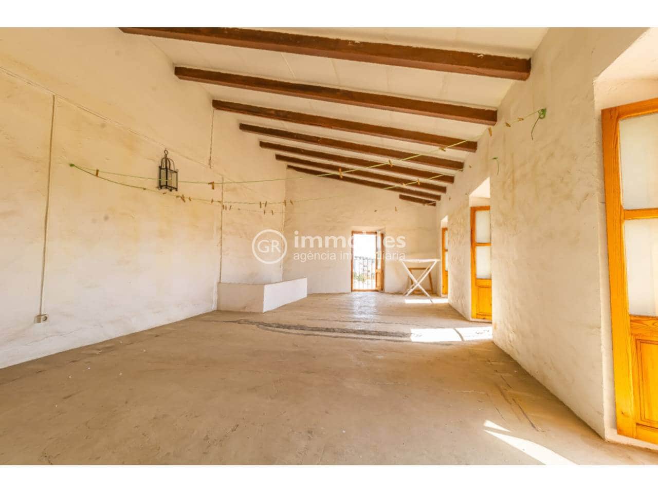 4 bedroom Villa for sale in Lloseta with pool garage - € 540,000 (Ref: 9437992)