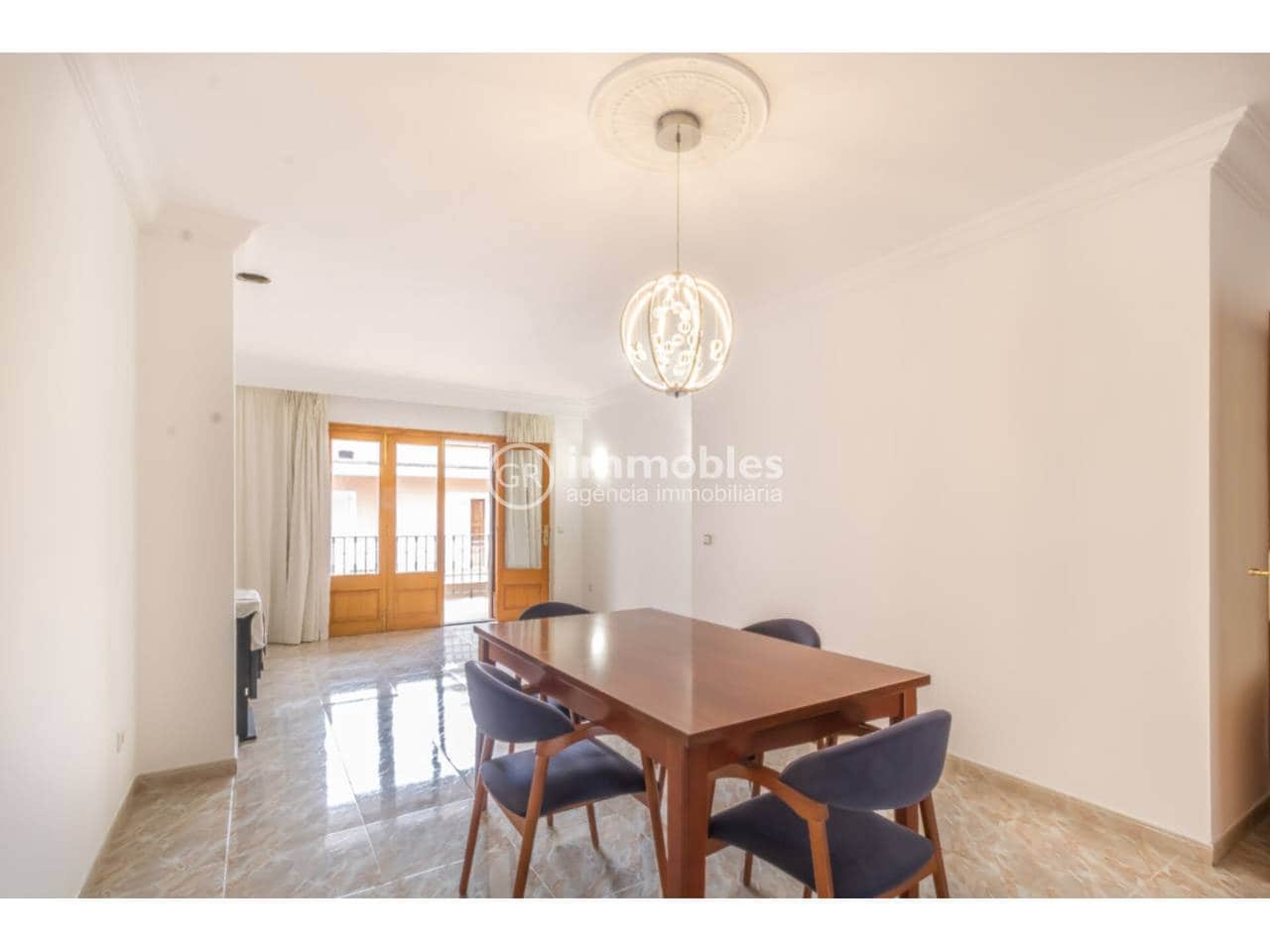 3 bedroom Flat for rent in Lloseta - € 1,200 (Ref: 9438624)