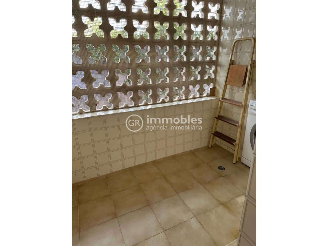 3 bedroom Flat for sale in Bunyola - € 355,000 (Ref: 9438625)