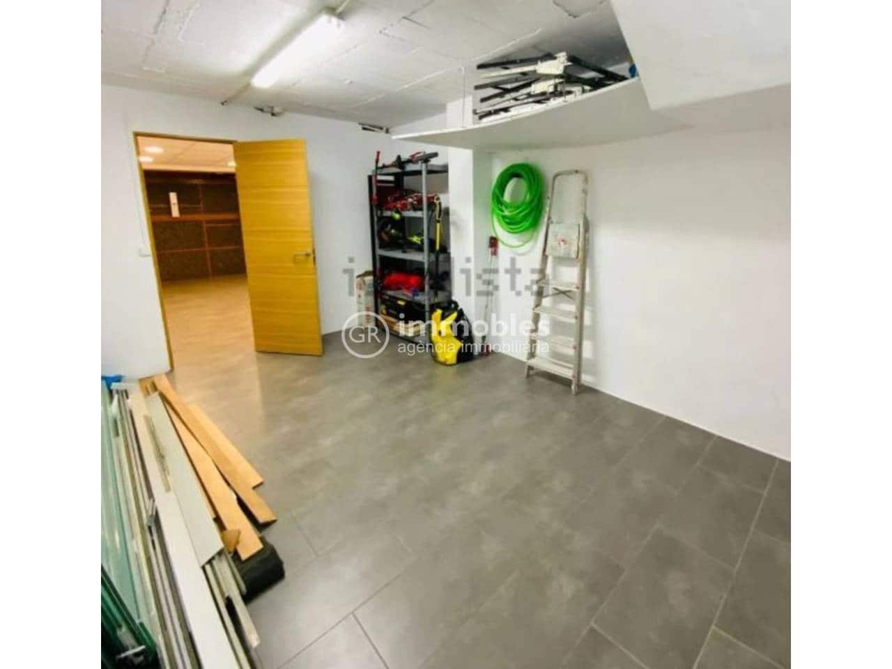 3 bedroom Flat for sale in Alaro with garage - € 470,000 (Ref: 9438628)