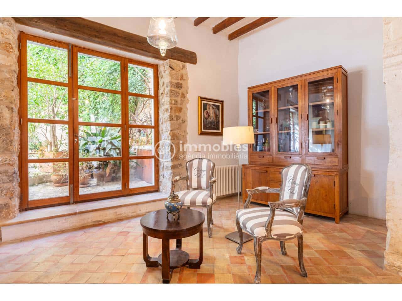 5 makuuhuone Omakotitalo myytävänä paikassa Caimari mukana uima-altaan 
autotalli - 995 000 € (Ref: 9438635)