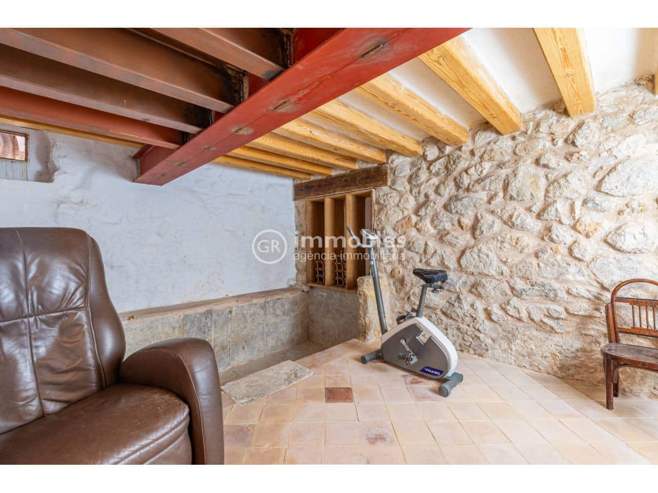 5 makuuhuone Omakotitalo myytävänä paikassa Caimari mukana uima-altaan 
autotalli - 995 000 € (Ref: 9438635)