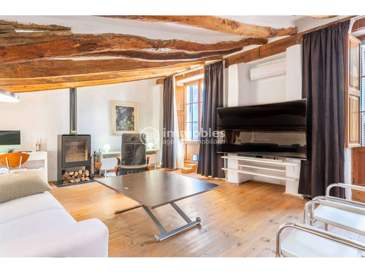 5 makuuhuone Omakotitalo myytävänä paikassa Caimari mukana uima-altaan 
autotalli - 995 000 € (Ref: 9438635)