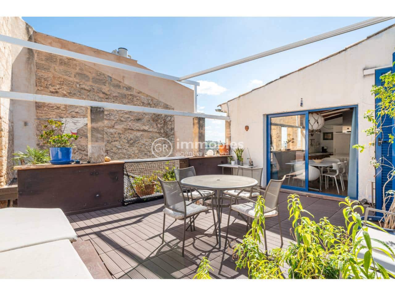 5 makuuhuone Omakotitalo myytävänä paikassa Caimari mukana uima-altaan 
autotalli - 995 000 € (Ref: 9438635)