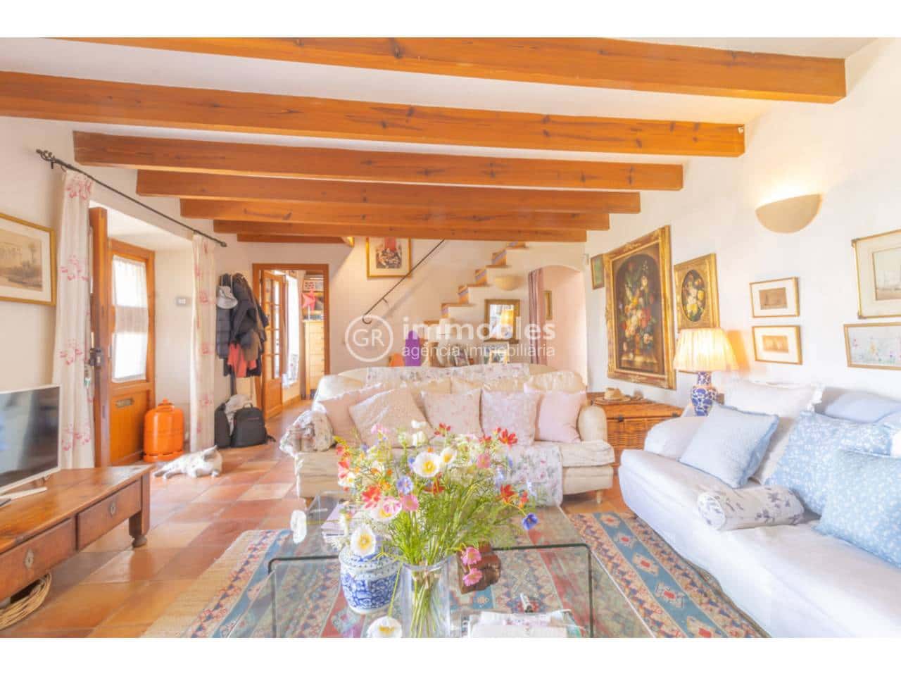 3 quarto Casa em Banda para venda em Alaro com piscina - 890 000 € (Ref: 9438636)