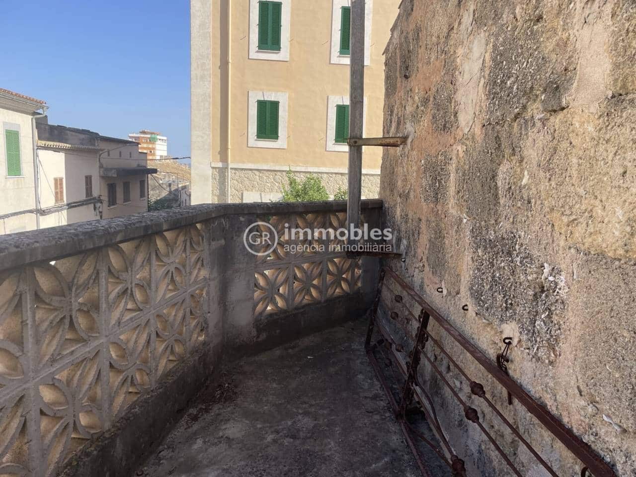 3 bedroom Townhouse for sale in Inca with garage - € 160,000 (Ref: 9438642)