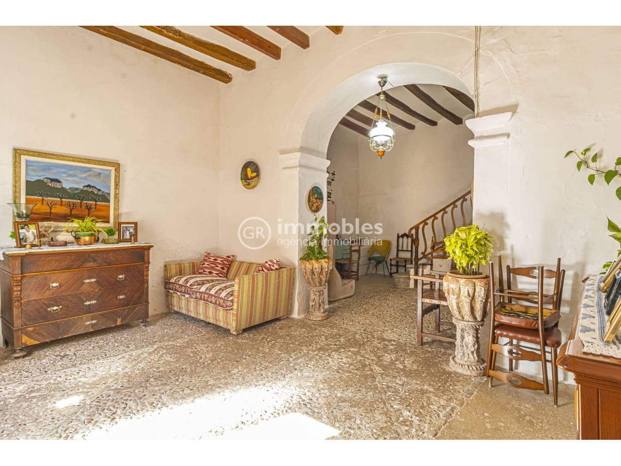 5 soveværelse Villa til salg i Alaro - € 540.000 (Ref: 9598194)