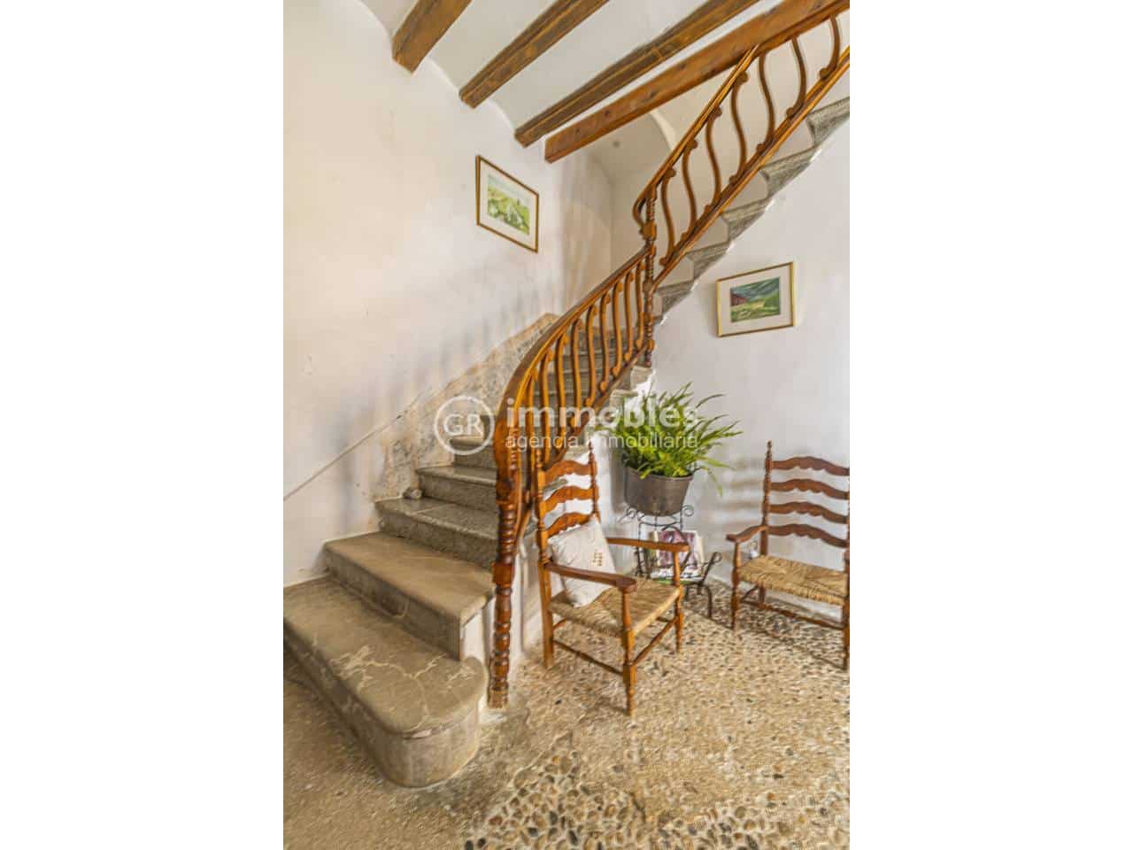 5 soveværelse Villa til salg i Alaro - € 540.000 (Ref: 9598194)