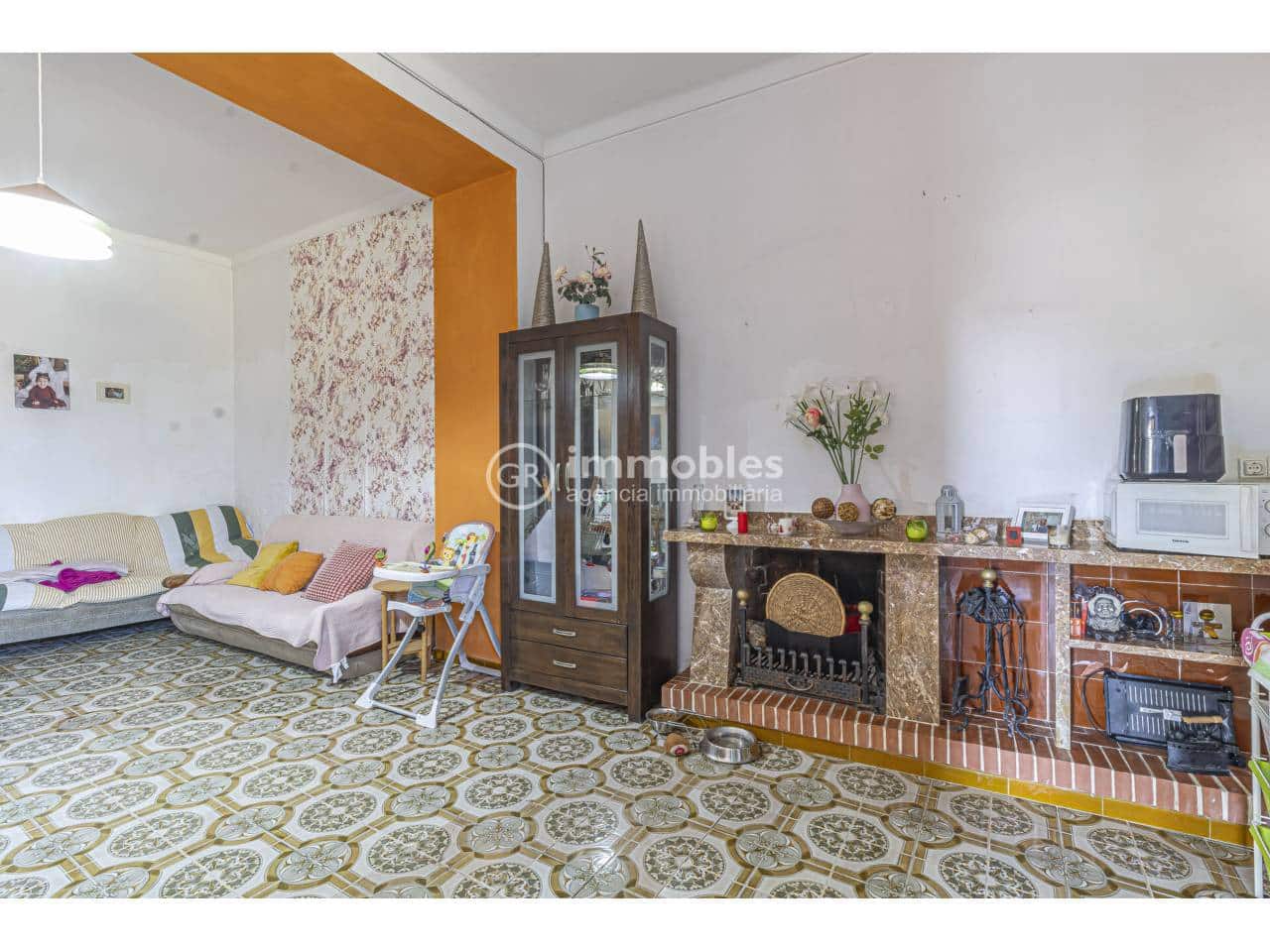 5 soveværelse Villa til salg i Alaro - € 540.000 (Ref: 9598194)