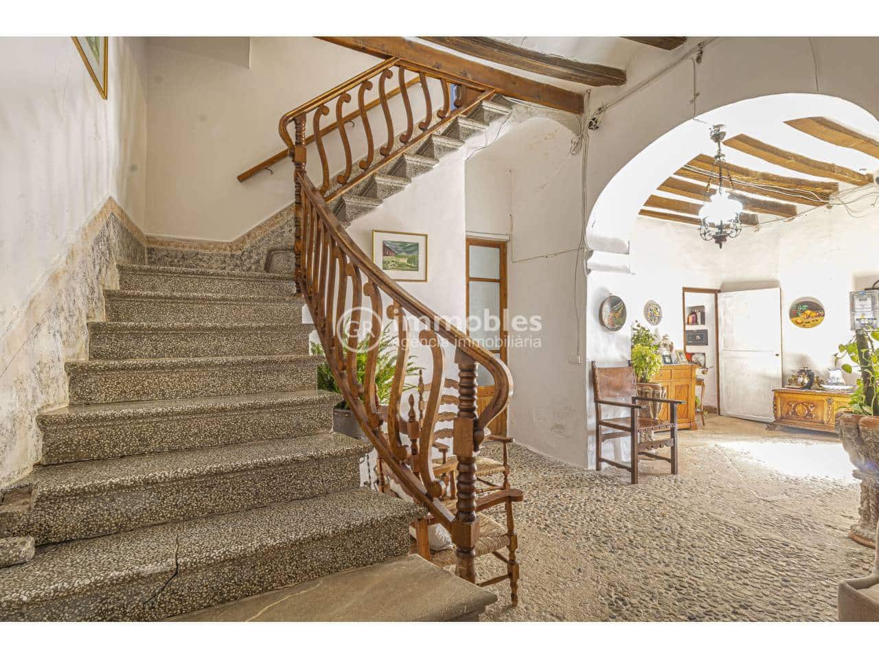 5 soveværelse Villa til salg i Alaro - € 540.000 (Ref: 9598194)