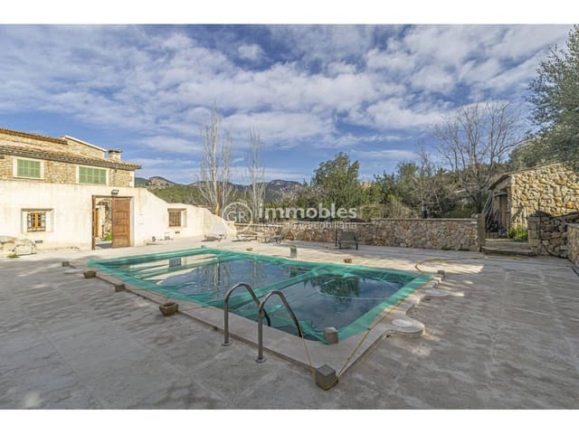 4 bedroom Villa for rent in Alaró with pool garage - € 4,500 (Ref: 9598195)