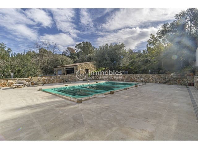 4 bedroom Villa for rent in Alaró with pool garage - € 4,500 (Ref: 9598195)