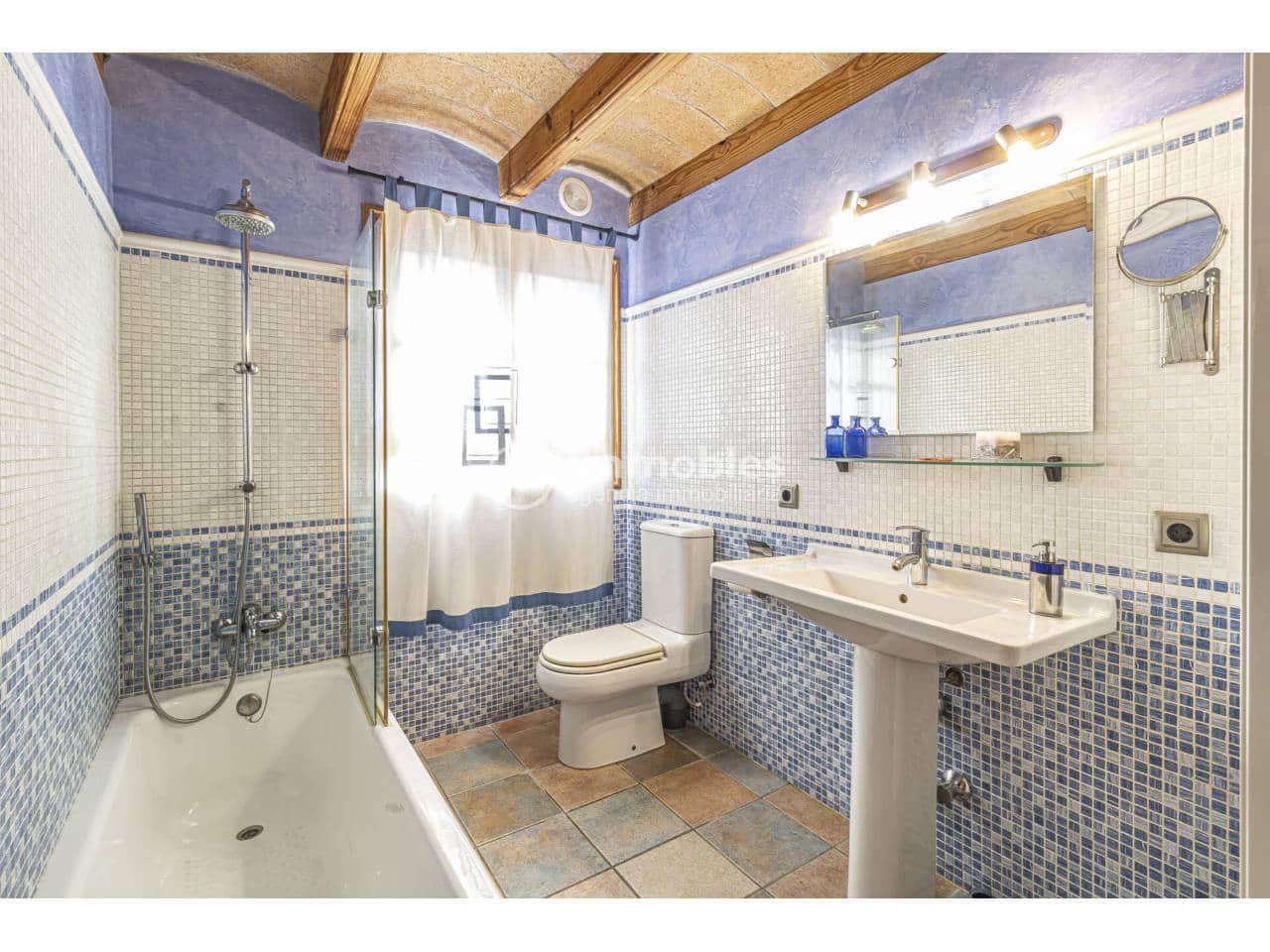 4 bedroom Villa for rent in Alaro with pool garage - € 4,500 (Ref: 9598195)