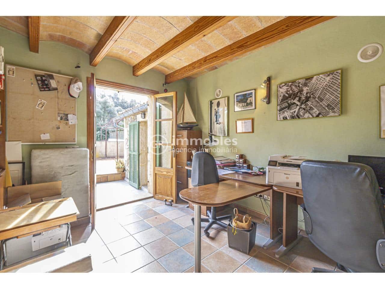 4 bedroom Villa for rent in Alaro with pool garage - € 4,500 (Ref: 9598195)