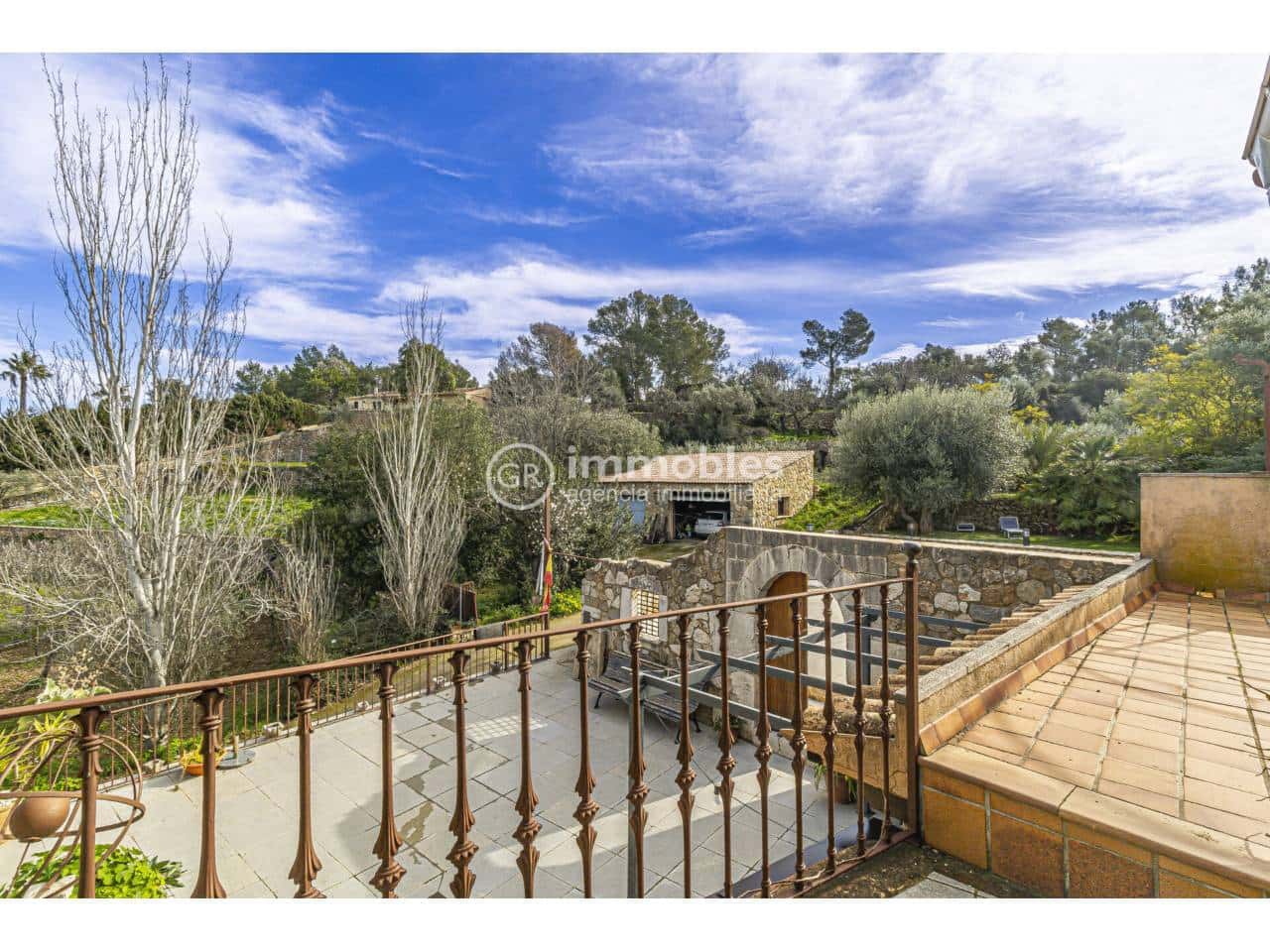 4 bedroom Villa for rent in Alaro with pool garage - € 4,500 (Ref: 9598195)