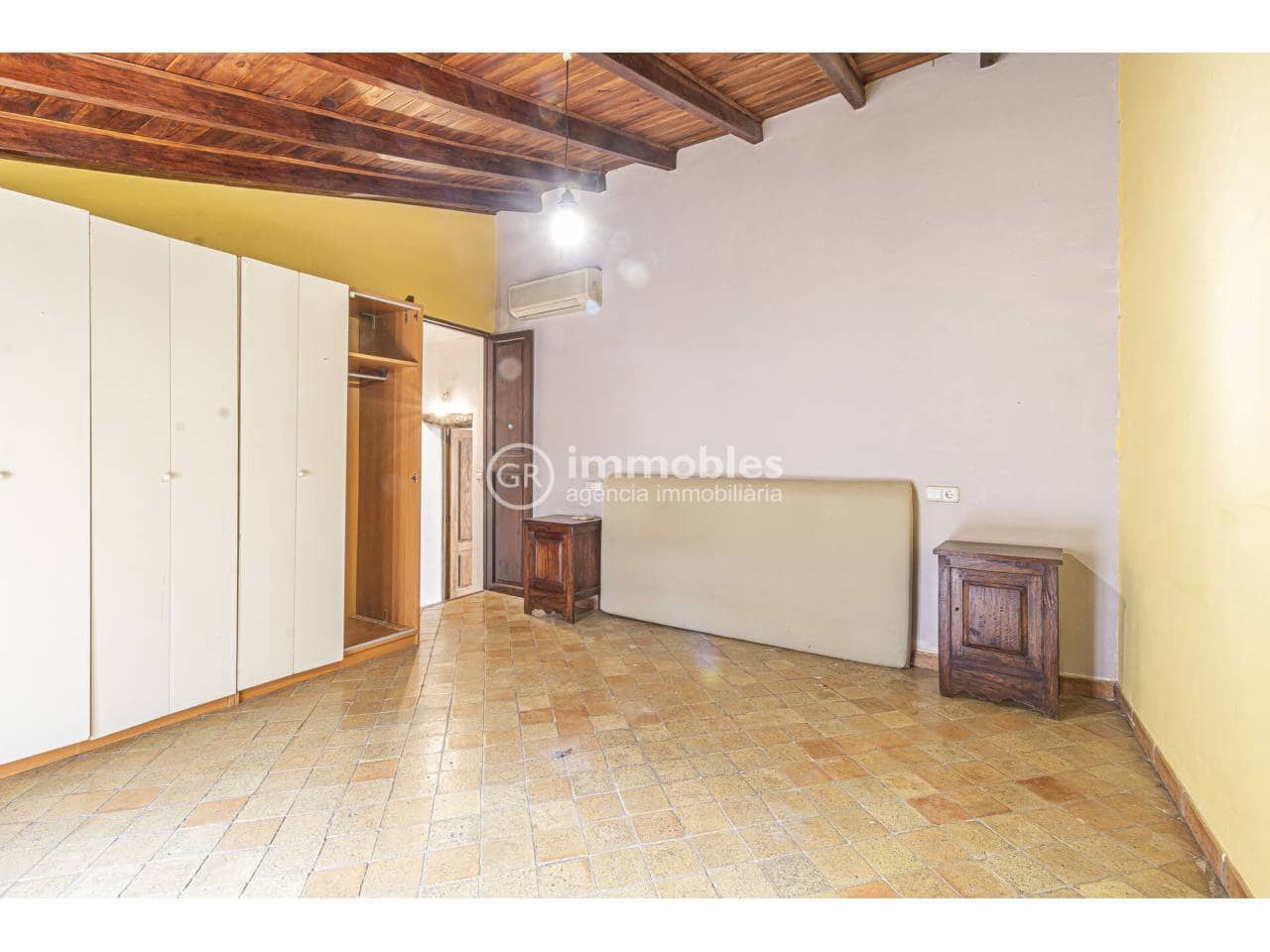 2 slaapkamer Rijtjeshuis te huur in Alaro - € 1.350 (Ref: 9598197)