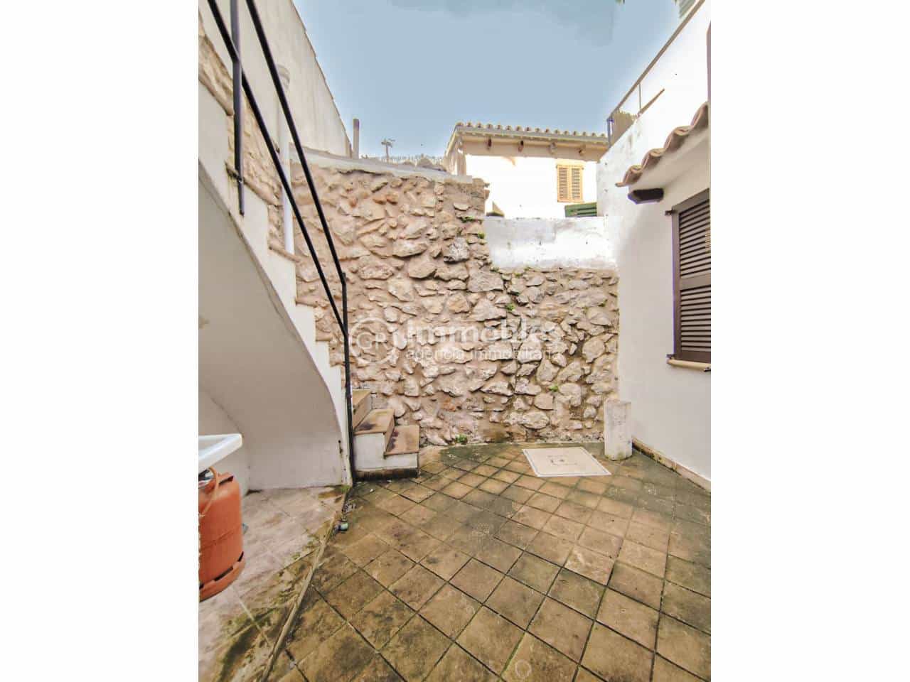 2 slaapkamer Rijtjeshuis te huur in Alaro - € 1.350 (Ref: 9598197)