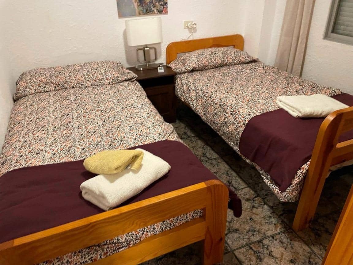 3 Zimmer Villa zu vermieten in Lliria mit Pool - 1.000 € (Ref: 6186483)