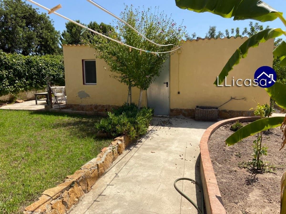 3 Zimmer Villa zu vermieten in Lliria mit Pool - 1.000 € (Ref: 6186483)