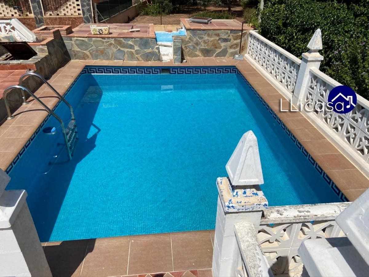3 Zimmer Villa zu vermieten in Lliria mit Pool - 1.000 € (Ref: 6186483)