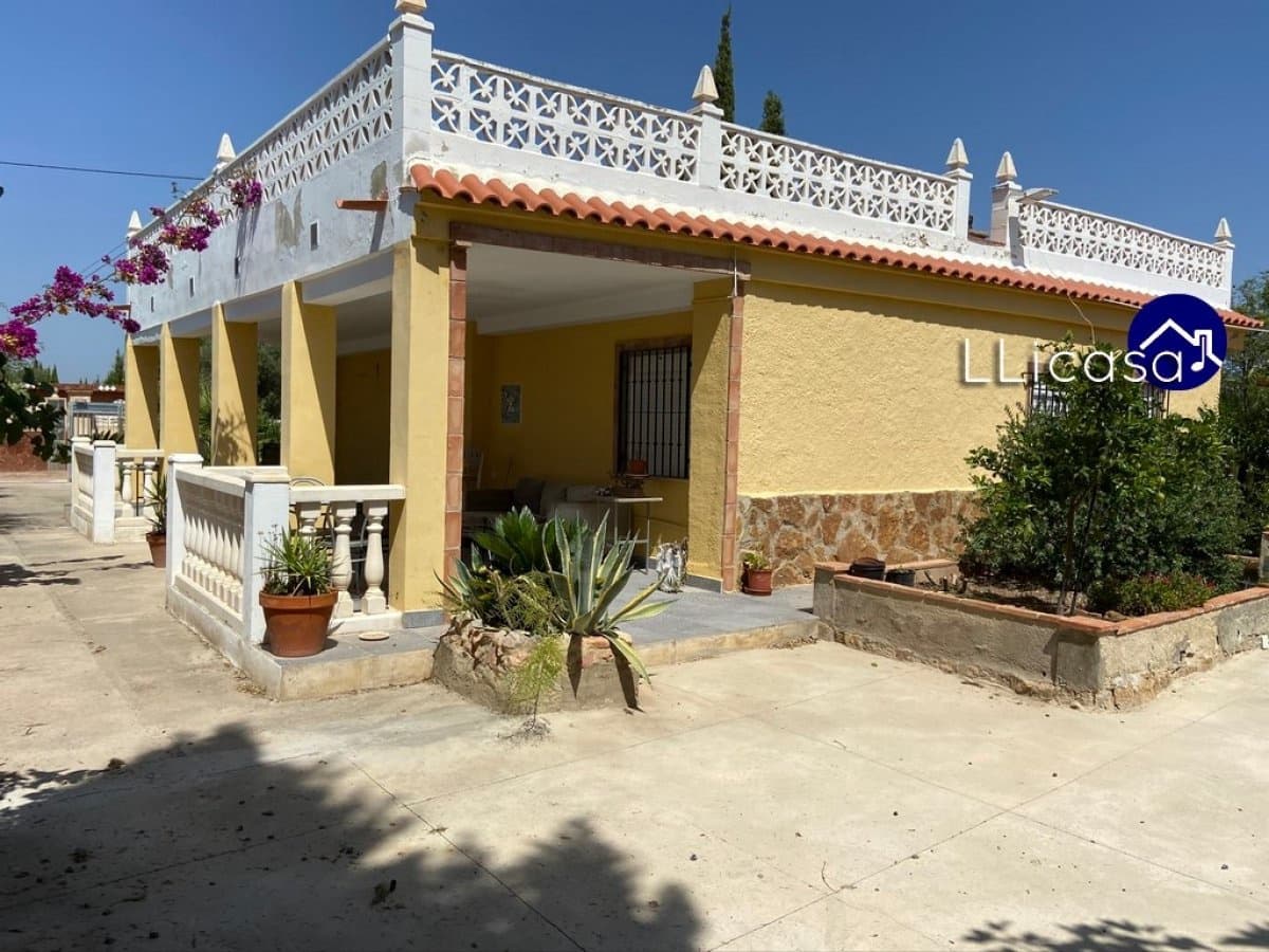 3 Zimmer Villa zu vermieten in Lliria mit Pool - 1.000 € (Ref: 6186483)