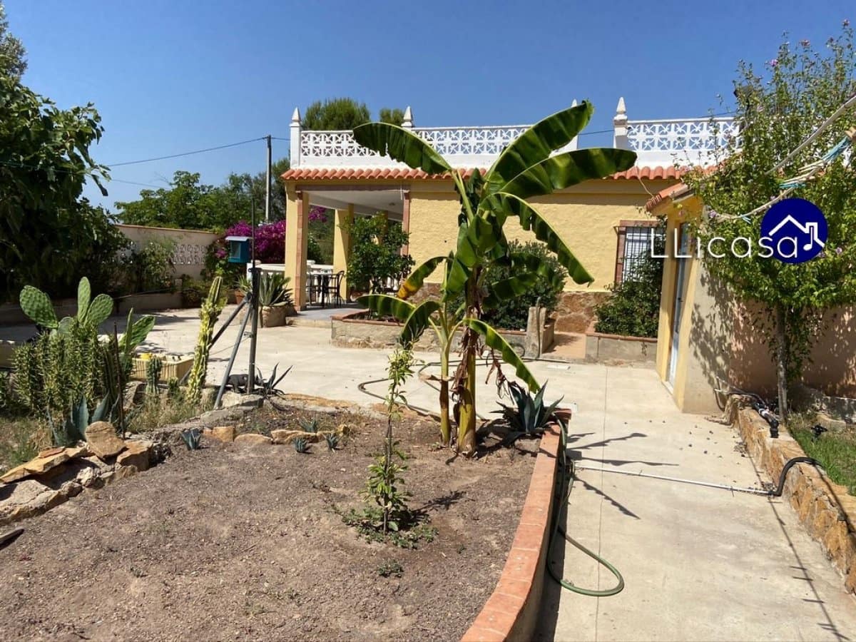 3 Zimmer Villa zu vermieten in Lliria mit Pool - 1.000 € (Ref: 6186483)