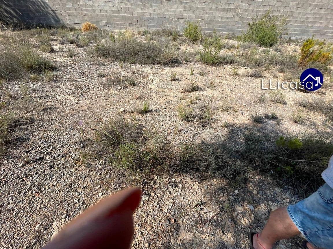 Działka budowlana na sprzedaż w Casinos - 42 000 € (Ref: 7713477)