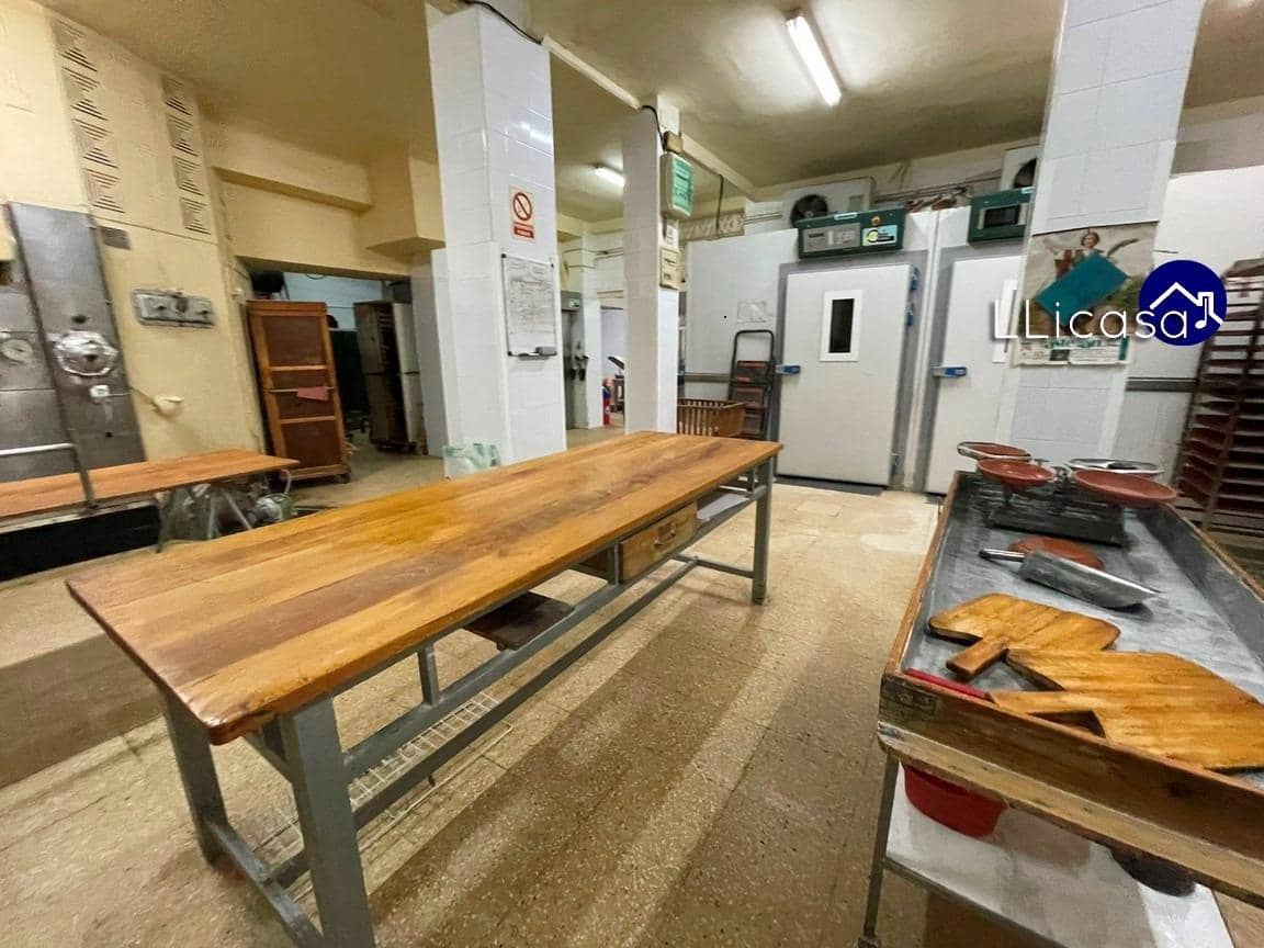 4 camera da letto Azienda in vendita in Pedralba - 200.000 € (Rif: 8091092)