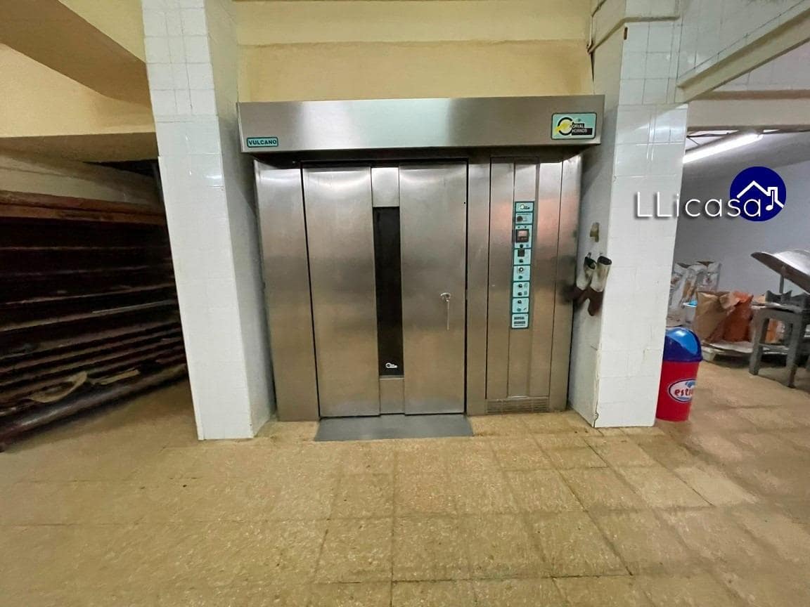 4 camera da letto Azienda in vendita in Pedralba - 200.000 € (Rif: 8091092)