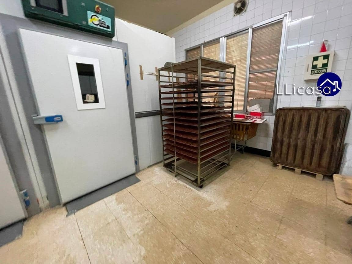 4 camera da letto Azienda in vendita in Pedralba - 200.000 € (Rif: 8091092)