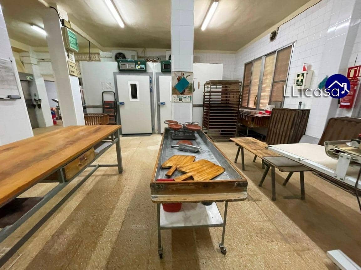 4 camera da letto Azienda in vendita in Pedralba - 200.000 € (Rif: 8091092)