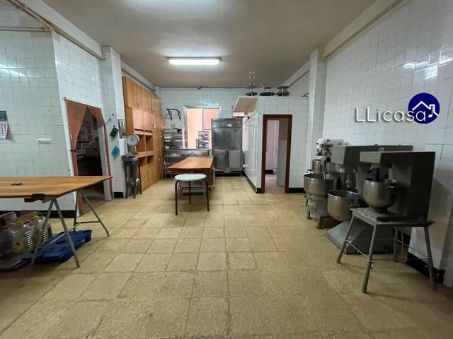 4 bedroom Business for sale in Pedralba - € 200,000 (Ref: 8091092)