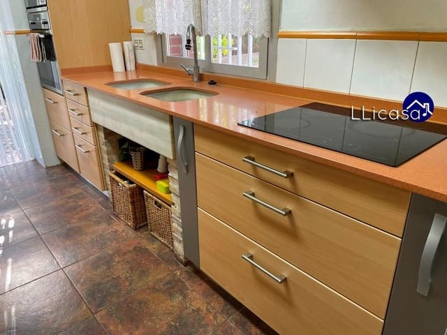 3 Zimmer Villa zu vermieten in Olocau mit Pool - 1.100 € (Ref: 8468156)