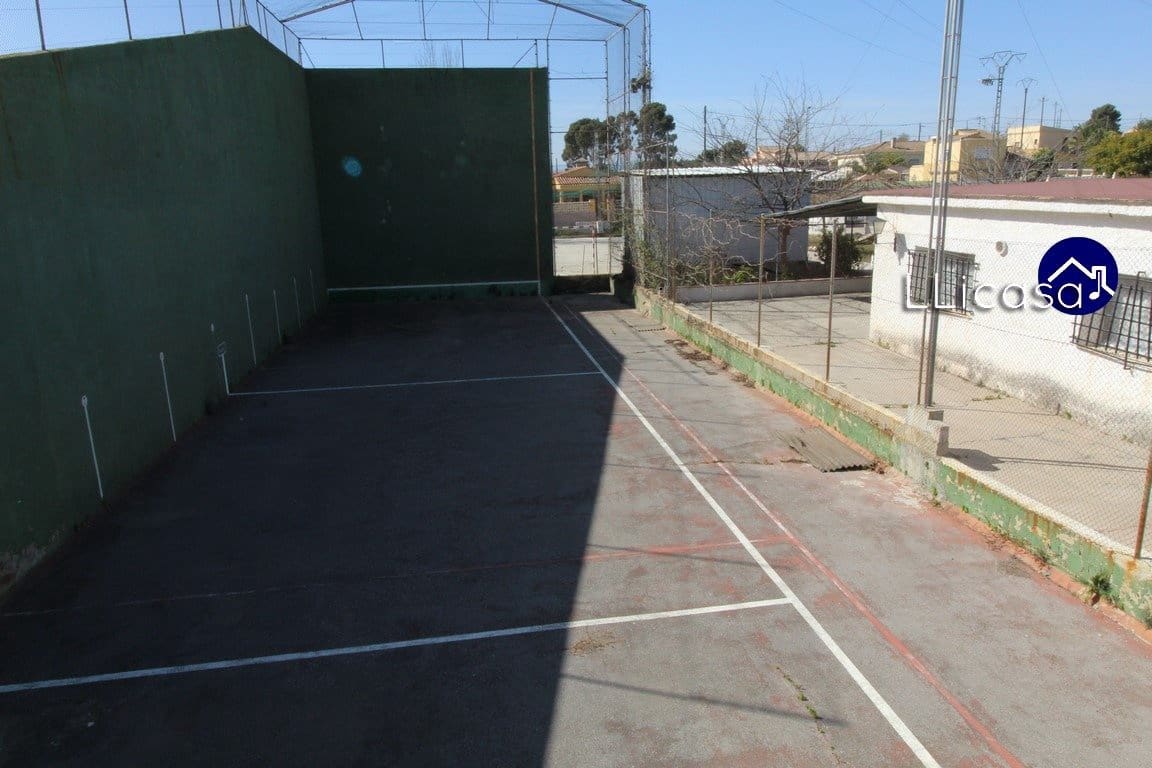 Virksomhed til salg i Lliria - € 210.000 (Ref: 8565947)