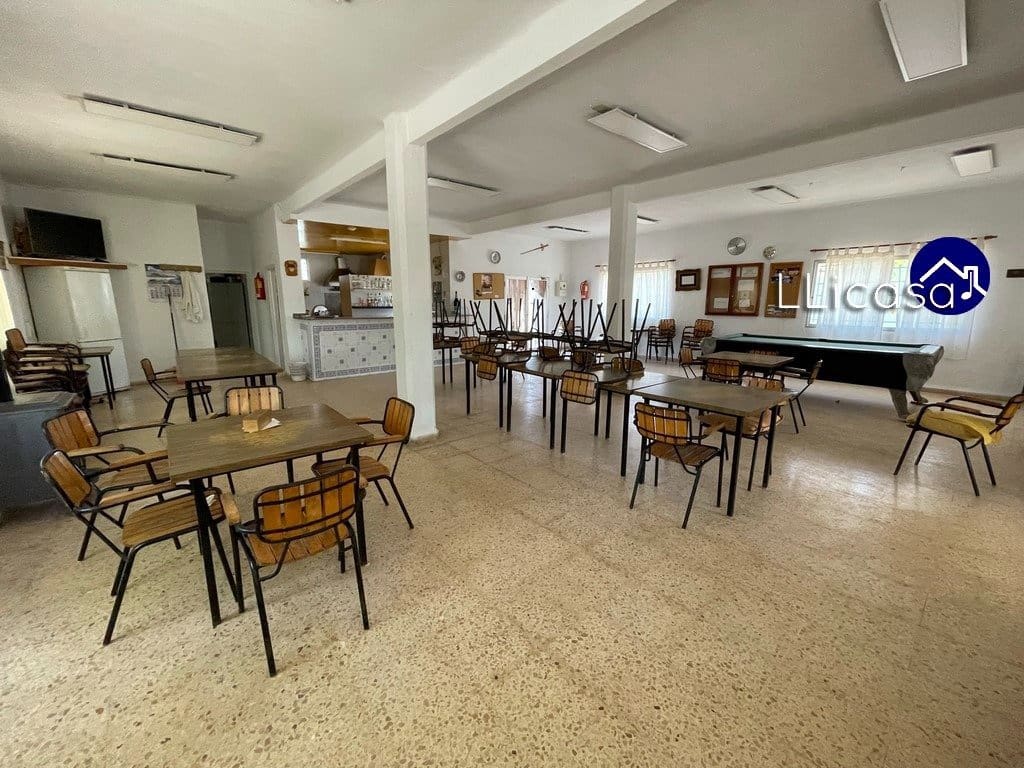 Virksomhed til salg i Lliria - € 210.000 (Ref: 8565947)