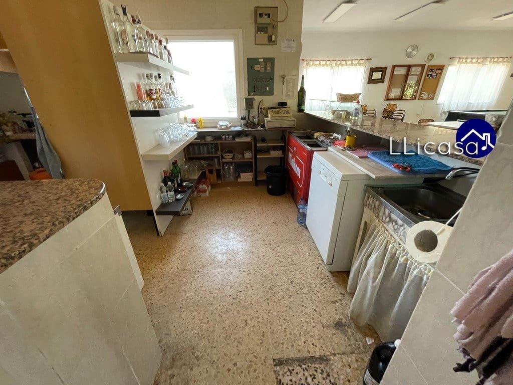 Virksomhed til salg i Lliria - € 210.000 (Ref: 8565947)