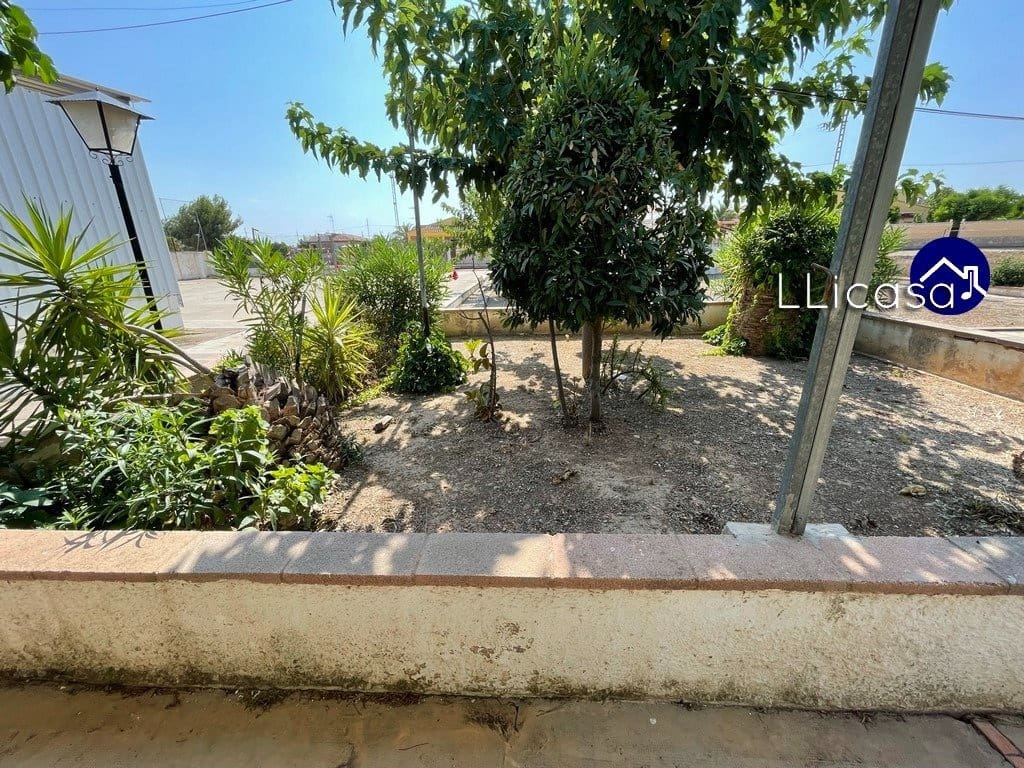 Virksomhed til salg i Lliria - € 210.000 (Ref: 8565947)