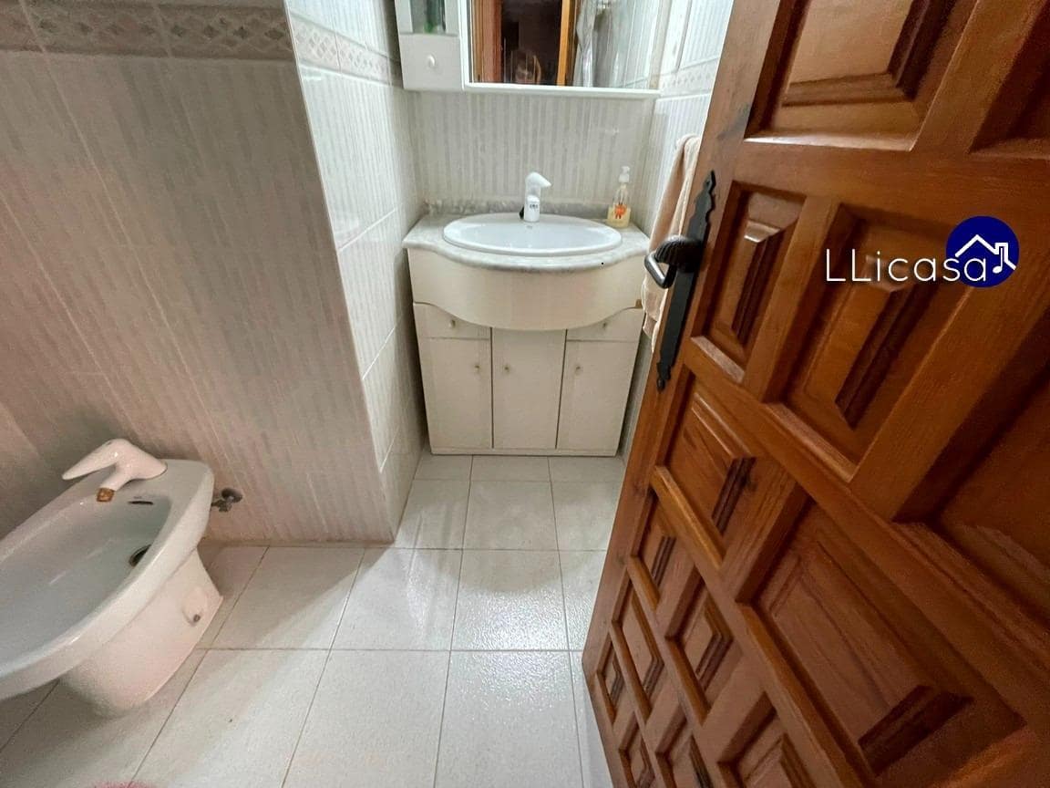 5 soveværelse Villa til salg i Lliria med swimmingpool garage - € 349.000 (Ref: 8710352)