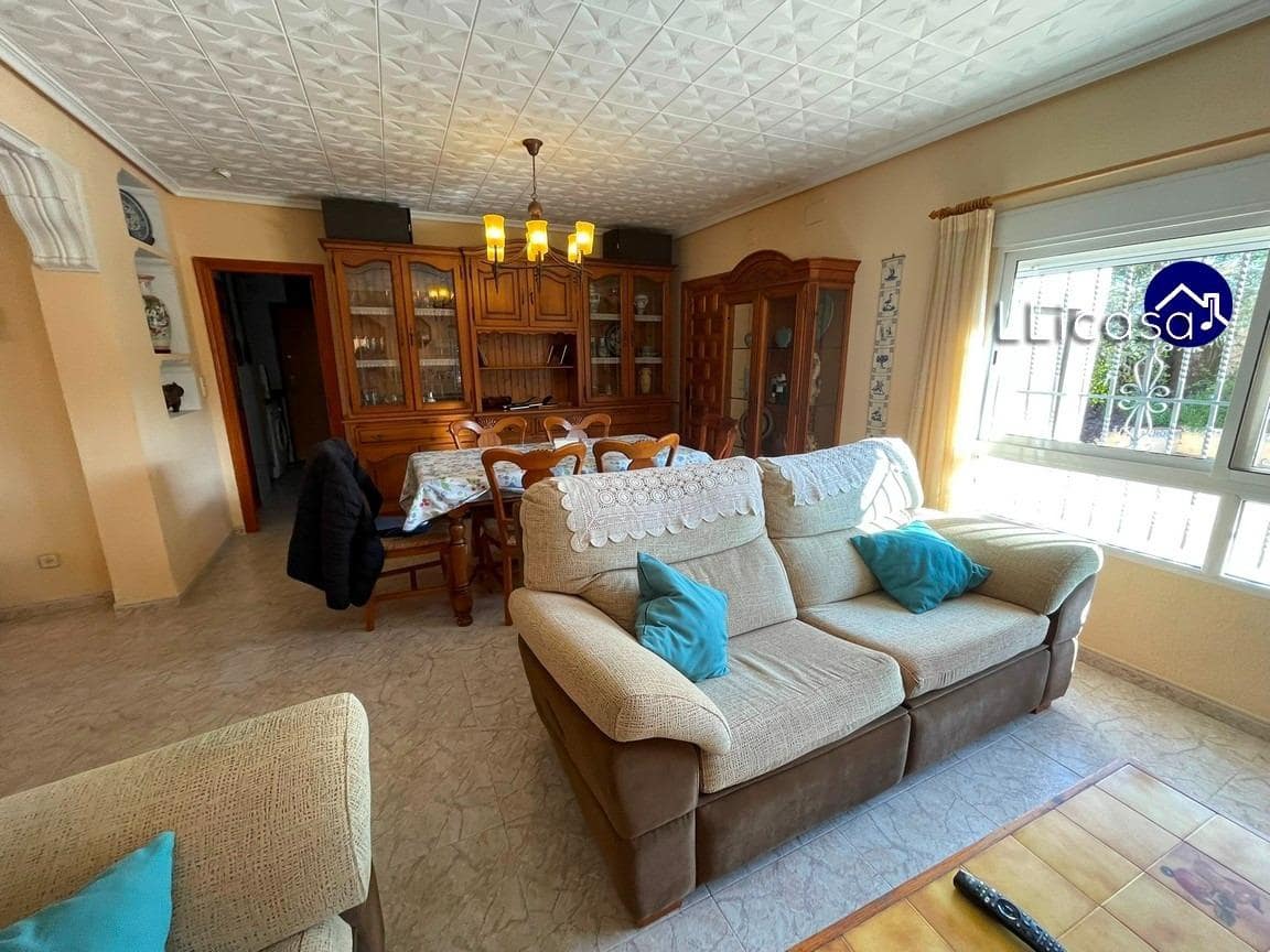 5 soveværelse Villa til salg i Lliria med swimmingpool garage - € 349.000 (Ref: 8710352)