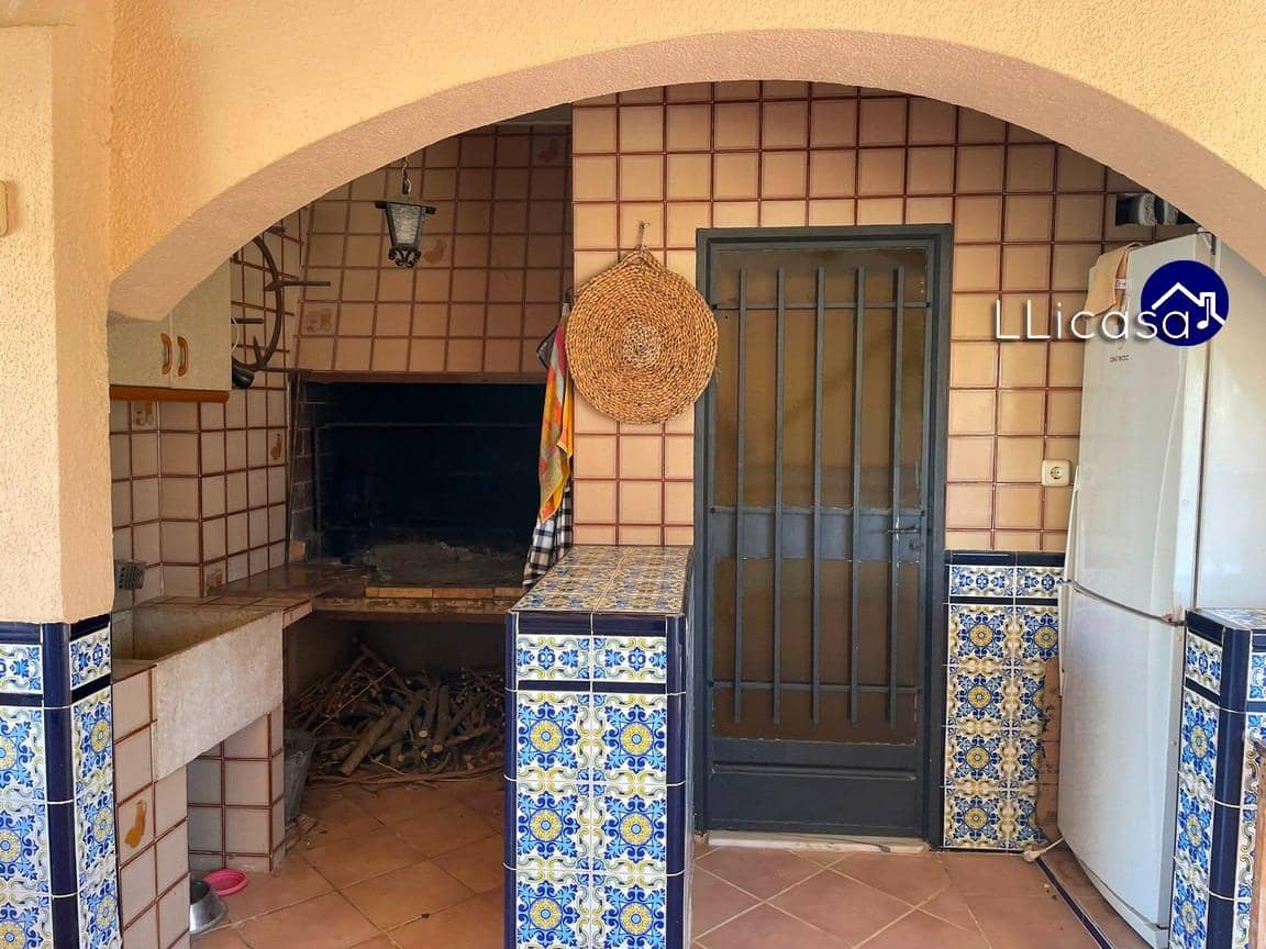 5 soveværelse Villa til salg i Lliria med swimmingpool garage - € 349.000 (Ref: 8710352)