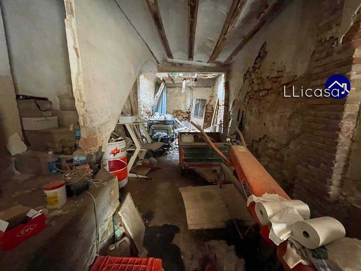 3 soveværelse Byhus til salg i Benisano - € 60.000 (Ref: 8849703)